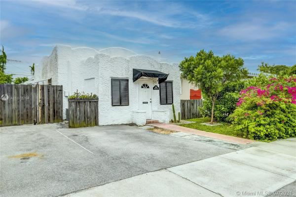 St James Park West, 1820 Mckinley St, Hollywood, Florida 33020, image 1