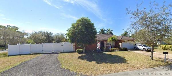 Oak South Estates, 12834 SW 210th Ter, South Miami Heights, Florida 33177, image 2