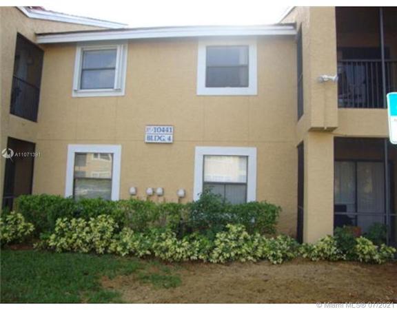Biscayne Beach Club, 10441 SW 156th Ct #429, The Hammocks, Florida 33196, image 2