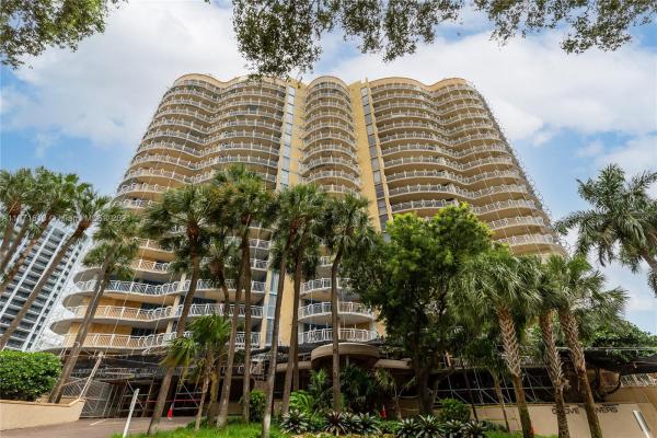 Grove Towers, 2843 S Bayshore Dr #5B, Miami, Florida 33133, image 2