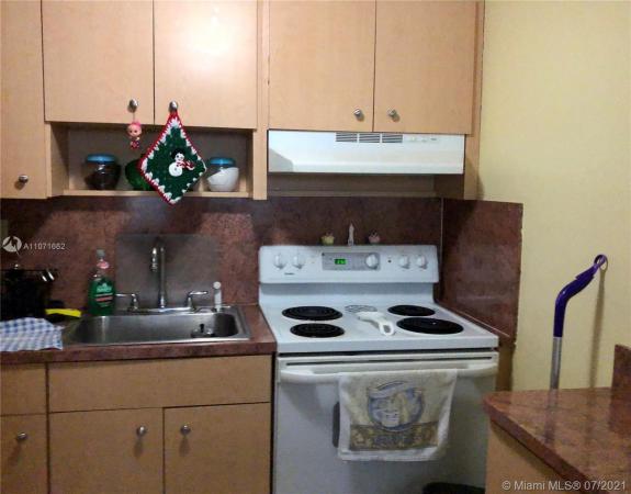 El Cid, 3640 NW 9th St #110, Miami, Florida 33125, image 2