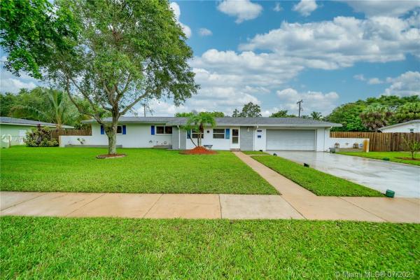 Plantation Manors, 741 Gardenia Ln, Plantation, Florida 33317, image 2