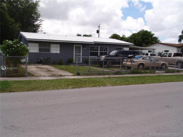 Carol City, 3850 NW 171st St, Miami Gardens, Florida 33055, image 2