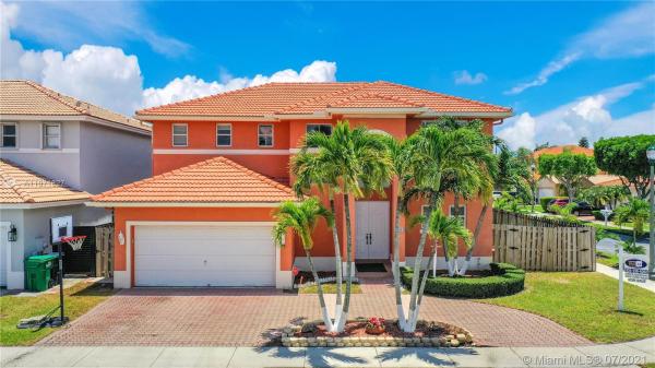 15966 SW 66th Ter, Kendale Lakes, Florida 33193, image 2