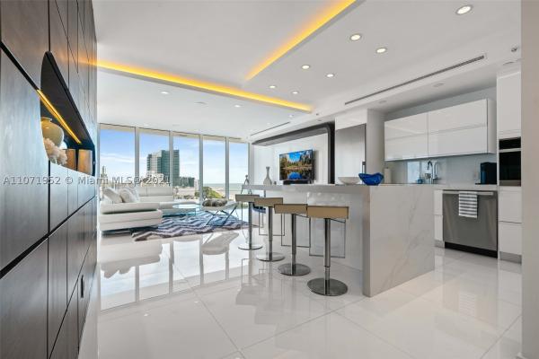 The Decoplage, 100 Lincoln Rd #PH-6, Miami Beach, Florida 33139, image 1