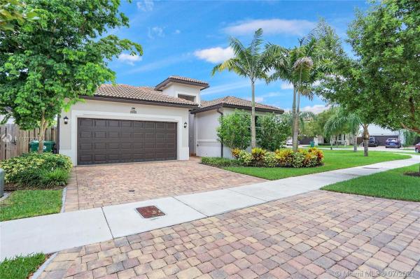 Hemingway Point, 25451 SW 121st Ave, Princeton, Florida 33032, image 2