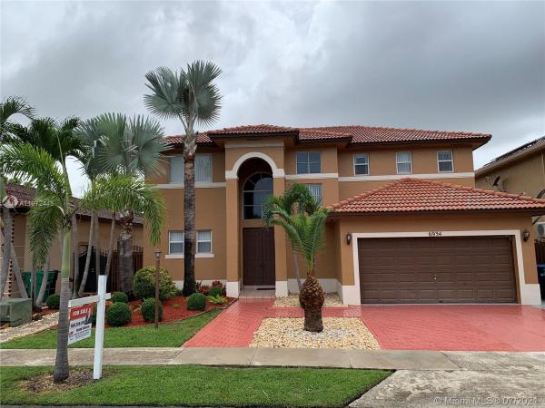 6934 SW 159th Ave, Unincorporated Dade County, Florida 33193, image 2