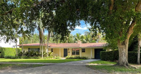 Riviera, 1534 Ancona Ave, Coral Gables, Florida 33146, image 2