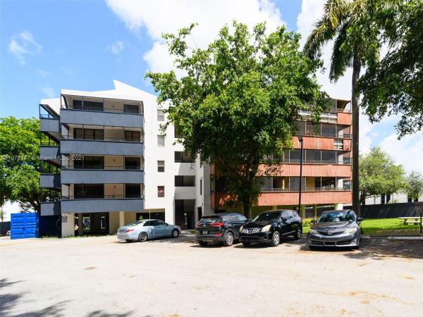 Parkway Grove, 16220 NW 2nd Ave #511, Golden Glades, Florida 33169, image 2