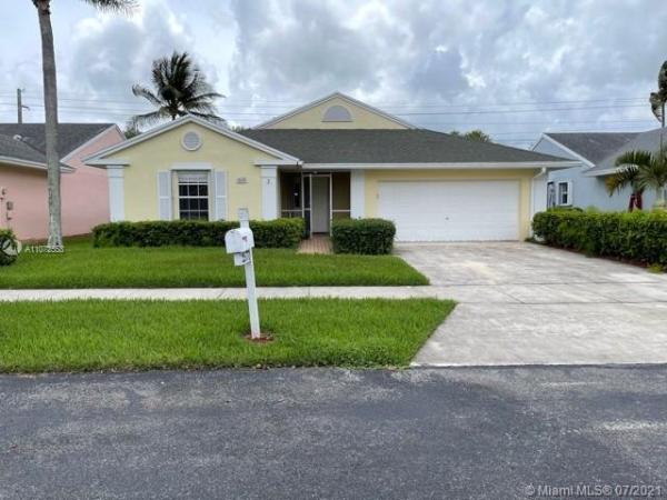 North Gate, 2570 SE 7th Pl, Homestead, Florida 33033, image 2