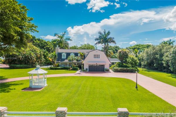 Majestic Groves, 3160 SW 117th Ave, Davie, Florida 33330, image 2