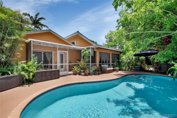Old Cutler Grove, 8241 SW 187th St, Cutler Bay, Florida 33157, image 2