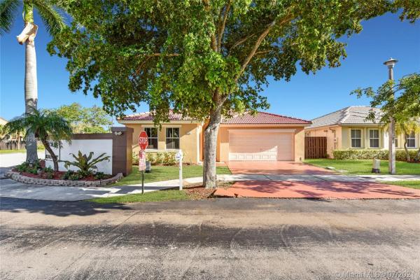 16200 SW 83rd Ln, Unincorporated Dade County, Florida 33193, image 2