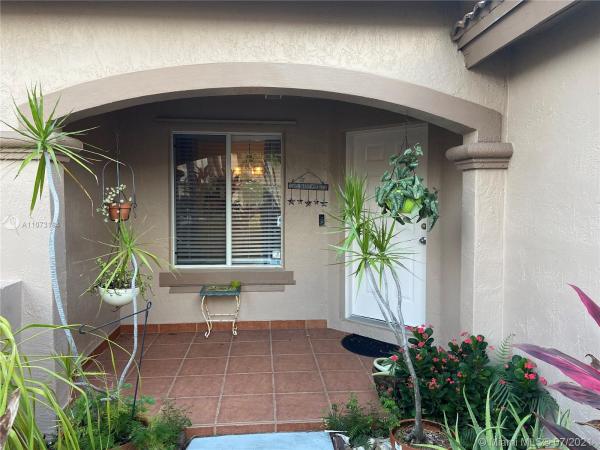 7434 SW 162nd Pl, Unincorporated Dade County, Florida 33193, image 2