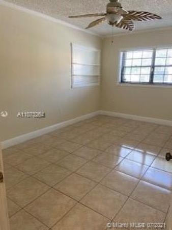18935 NW 62nd Ave #104, Country Club, Florida 33015, image 2