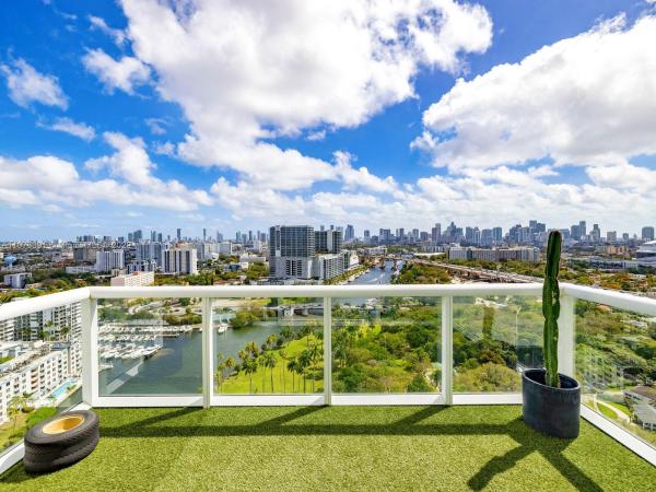 Terrazas Riverpark Village, 1861 NW S River Dr #PH9, Miami, Florida 33125, image 2
