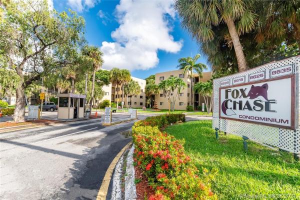 Fox Chase, 8625 NW 8th St #101, Fountainebleau, Florida 33126, image 2
