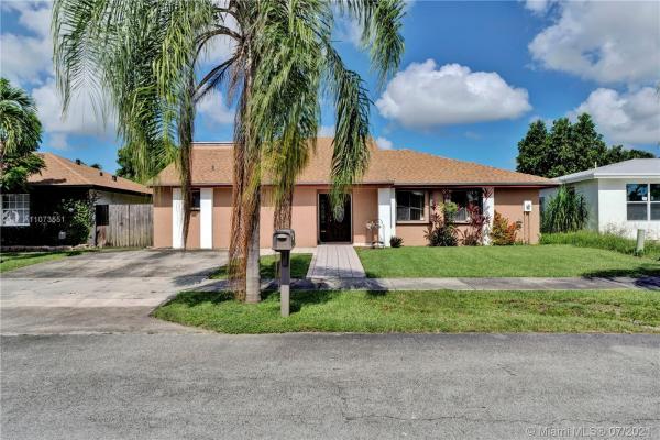Oak Park, 20731 SW 122nd Pl, South Miami Heights, Florida 33177, image 2