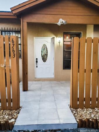 Aspen Townhomes, 6763 NW 186th Ln, Country Club, Florida 33015, image 2