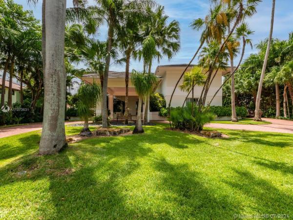 Cocoplum, 170 Isla Dorada Blvd, Coral Gables, Florida 33143, image 2