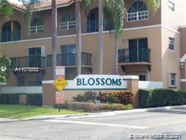 Blossoms At The Hammocks, 10026 Hammocks Blvd #207-6, The Hammocks, Florida 33196, image 2