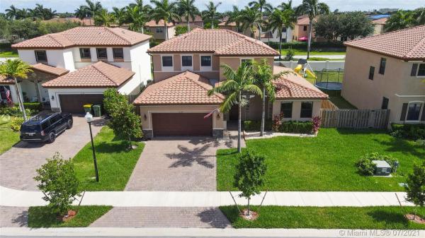 Kingman Commons, 2367 SE 1st St, Homestead, Florida 33033, image 2