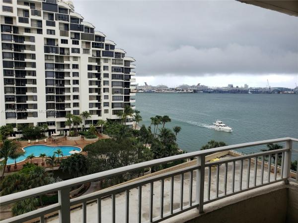 Isola, 770 Claughton Island Dr #907, Miami, Florida 33131, image 1