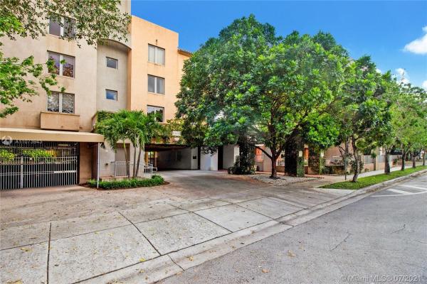 Dixie Grove Residences, 2630 SW 28th St #51, Miami, Florida 33133, image 2