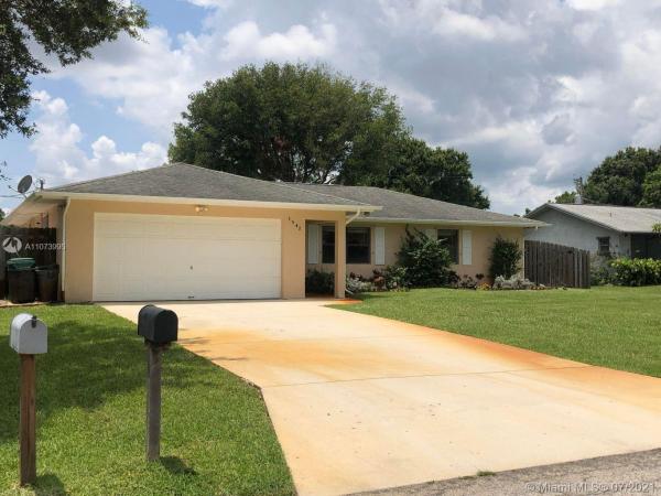 Swan Park, 1542 SW Curtis St, Port St. Lucie, Florida 34983, image 2