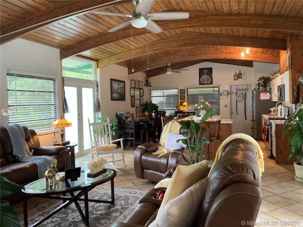 Bel Aire, 19001 Belmont Dr, Cutler Bay, Florida 33157, image 2