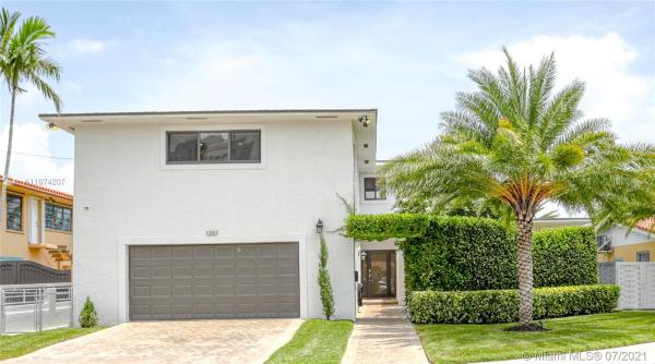 Bay Crest, 1251 NE 82nd St, Miami, Florida 33138, image 2