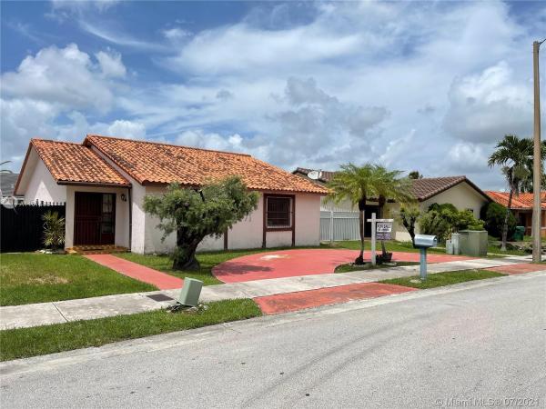 13755 SW 24th St, Unincorporated Dade County, Florida 33175, image 2