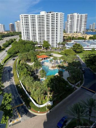 Parc Central Aventura South, Aventura, Florida 33180, image 2