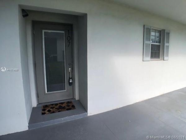 Palm Garden Apartments, 10249 N Military Trl #107, Palm Beach Gardens, Florida 33410, image 1