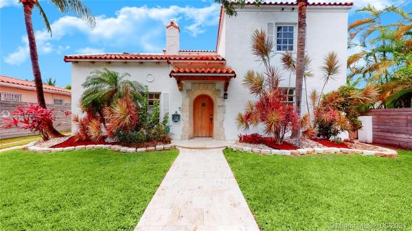 Sunset Lake, 2032 Alton Rd, Miami Beach, Florida 33140, image 2