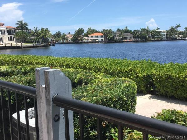 Golden Pointe, 3810 NE 209th Ter, Aventura, Florida 33180, image 2