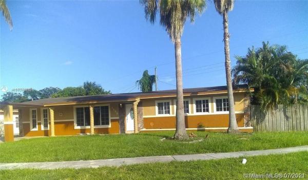 Carol City, 4500 NW 171st Ter, Miami Gardens, Florida 33055, image 2