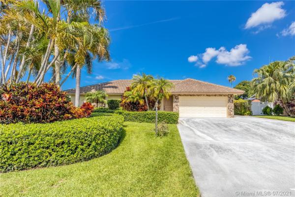 Garden Woods, 11939 Hemlock St, Palm Beach Gardens, Florida 33410, image 2