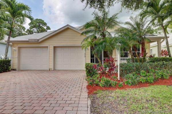 572 NE Canoe Park, Florida 34983, image 2