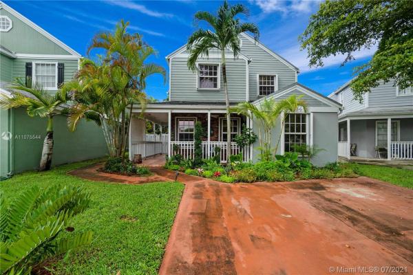 Towngate South, 11740 SW 119th Ter, Kendall, Florida 33186, image 2