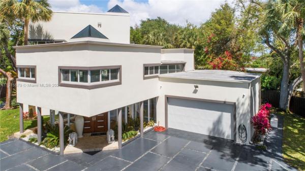 Sunkist Estates, 8425 SW 58th St, Olympia Heights, Florida 33143, image 2