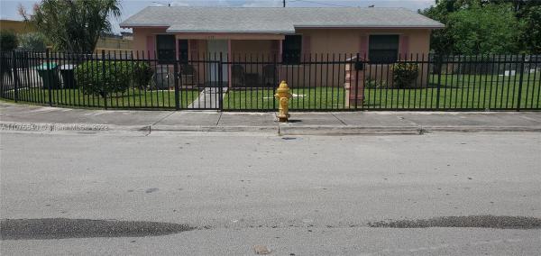 Goulds No HOA, 11875 SW 222nd St, Goulds, Florida 33170, image 2