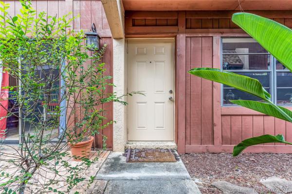 Snapper Village, 6934 SW 114th Pl #H55, Kendall, Florida 33173, image 2