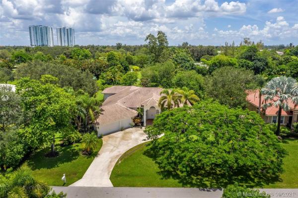 Estates Of Hidden Acres, 12263 NW 19th St, Plantation, Florida 33323, image 2