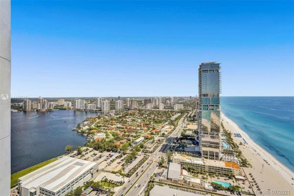 Trump Royale, 18201 Collins Ave #5202, Sunny Isles Beach, Florida 33160, image 2