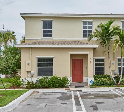 Keys Pointe, 569 NE 5th Pl, Florida City, Florida 33034, image 2
