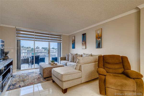 Allington Towers North, 1500 S Ocean Dr #D3, Hollywood, Florida 33019, image 2