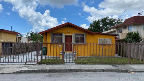 Idlewild Park, 1832 SW 3rd St, Miami, Florida 33135, image 2