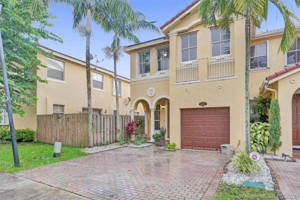 14946 SW 9th Ln, Unincorporated Dade County, Florida 33194, image 2