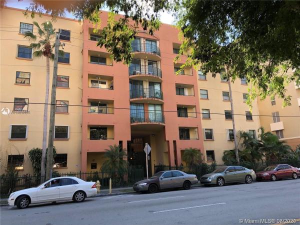 RioPlaza, 546 SW 1st St #408-B, Miami, Florida 33130, image 2